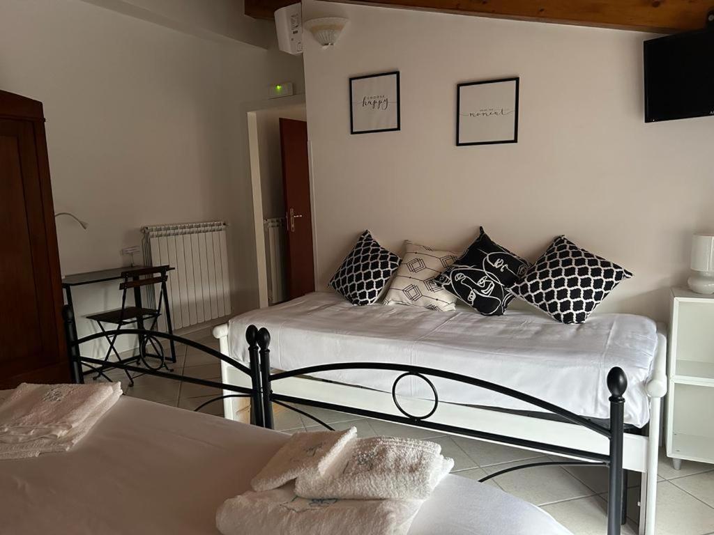 B&B Casa Letizia Trentinara Exteriér fotografie